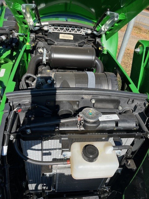 2024 John Deere 3025E Image 5