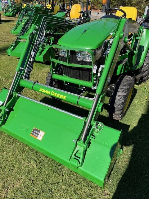 2024 John Deere 3025E Image 6