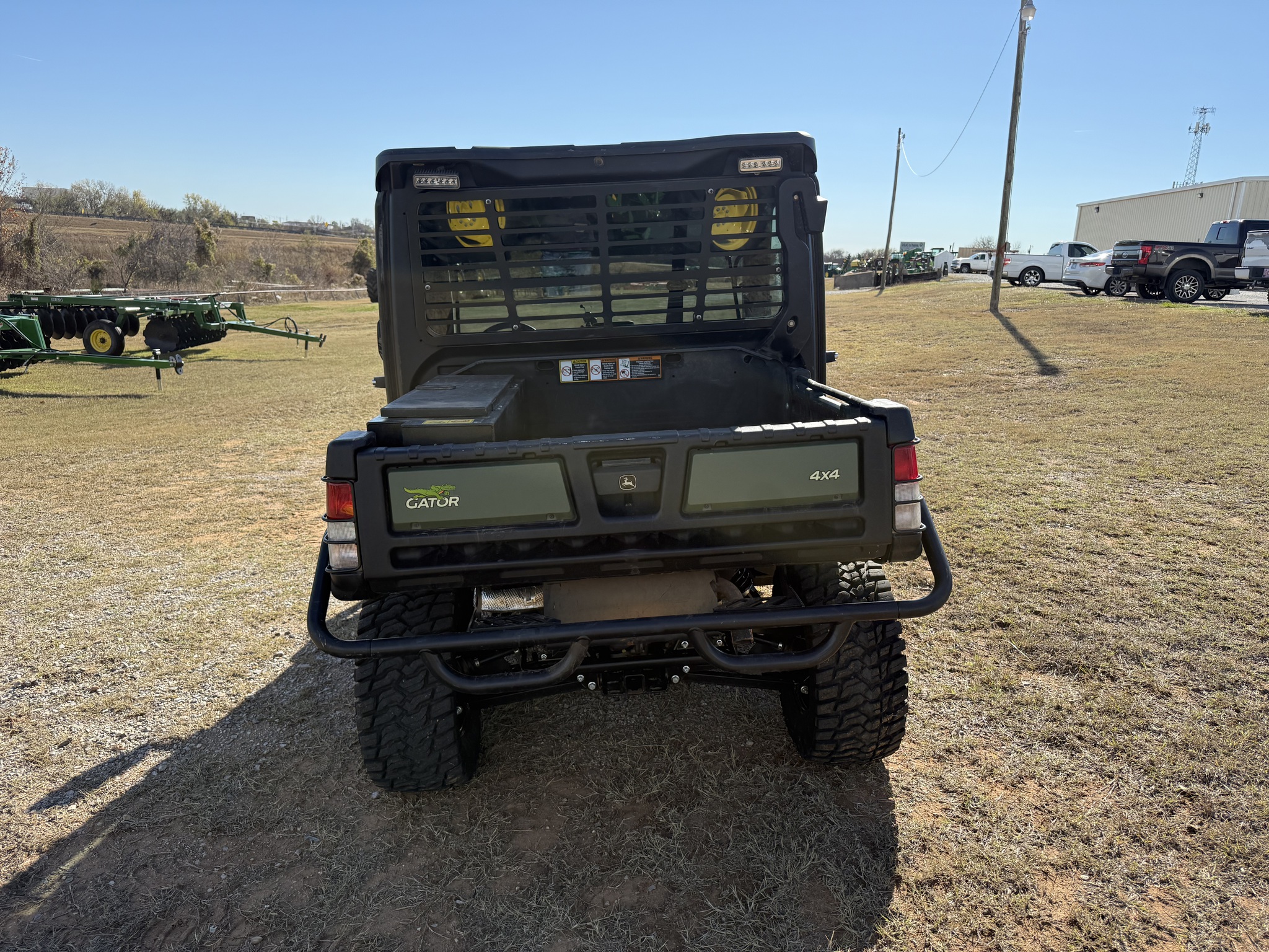 2023 John Deere XUV 835R Image 3