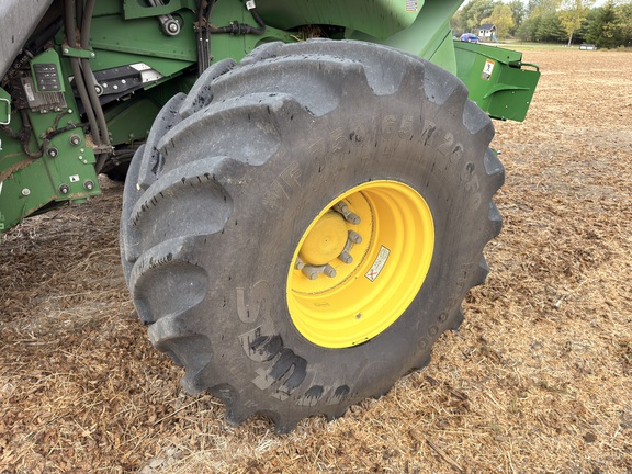 Photo of 2023 John Deere X9 1000