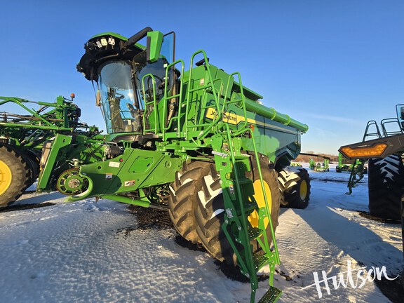 Photo of 2023 John Deere X9 1000