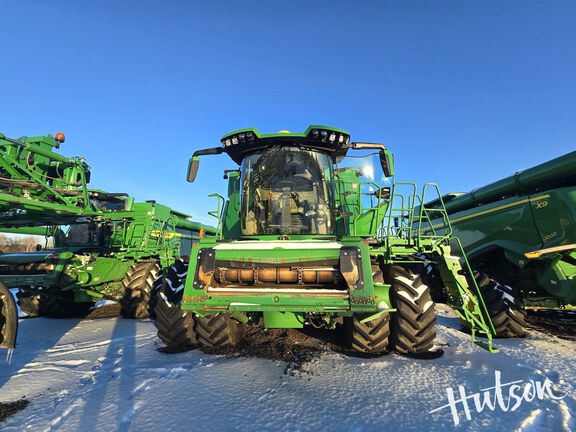 Photo of 2023 John Deere X9 1000