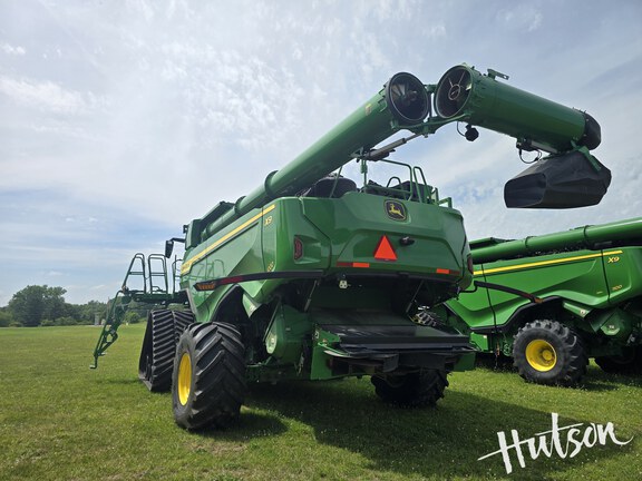 Photo of 2023 John Deere X9 1000
