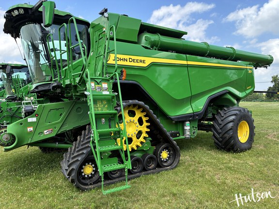 Photo of 2023 John Deere X9 1000