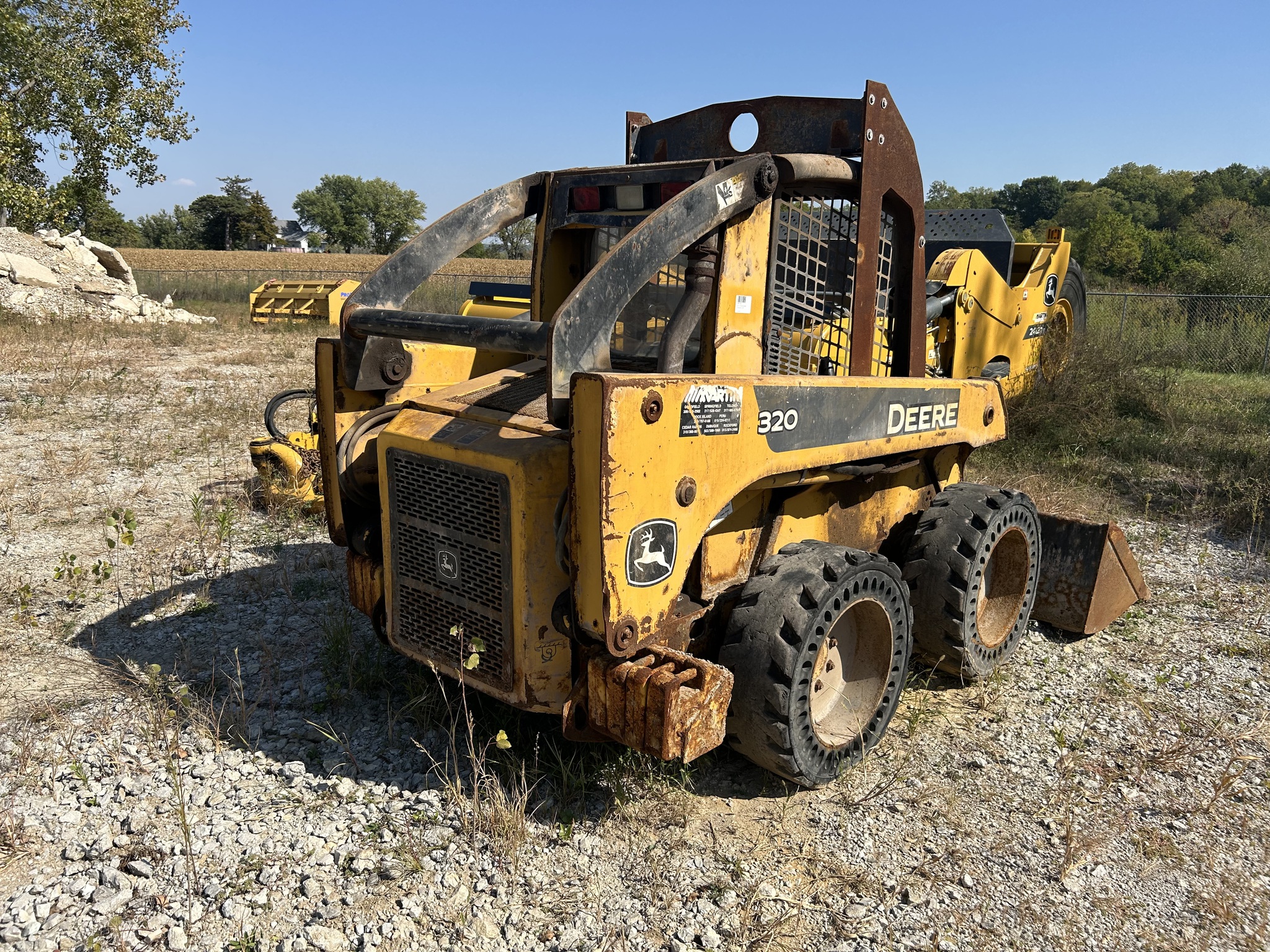 2008 John Deere 320 Image 4