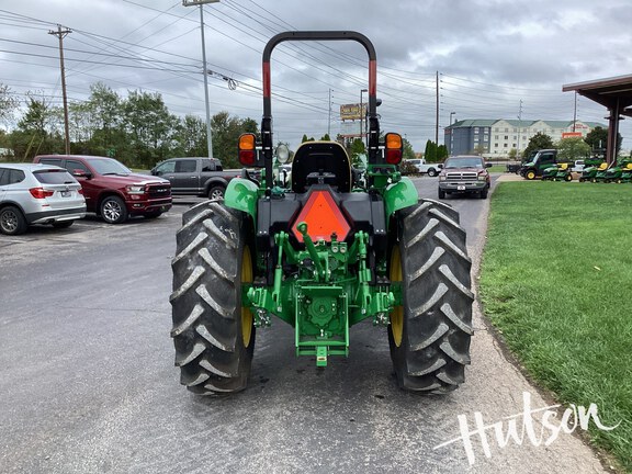 Photo of 2024 John Deere 5067E