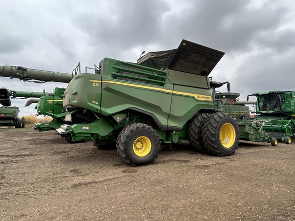 Used 2024 John Deere X9 1100 Combines at Horizon Ag & Turf in Westlock, AB - Photo4