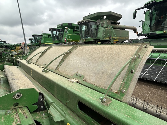 Used 2024 John Deere X9 1100 Combines at Horizon Ag & Turf in Westlock, AB - Photo11