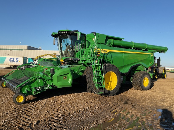  John Deere X9 1100