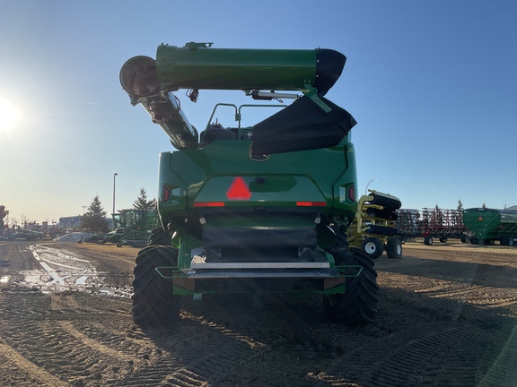 Used 2024 John Deere X9 1100 Combines at Horizon Ag & Turf in Westlock, AB - Photo5