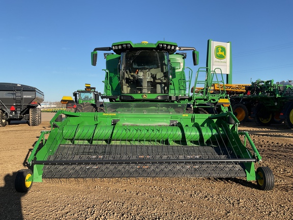 Used 2024 John Deere X9 1100 Combines at Horizon Ag & Turf in Westlock, AB - Photo9