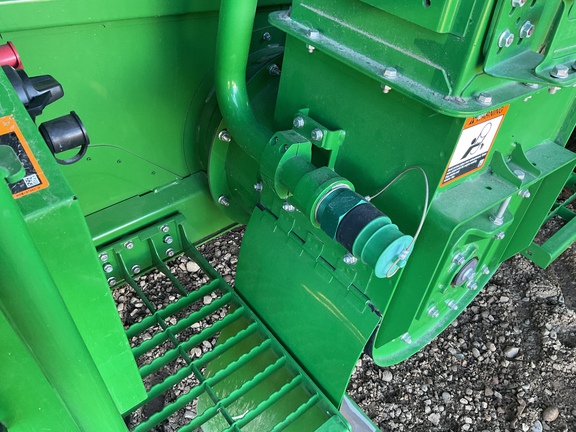 Used 2024 John Deere X9 1100 Combines at Horizon Ag & Turf in Westlock, AB - Photo14