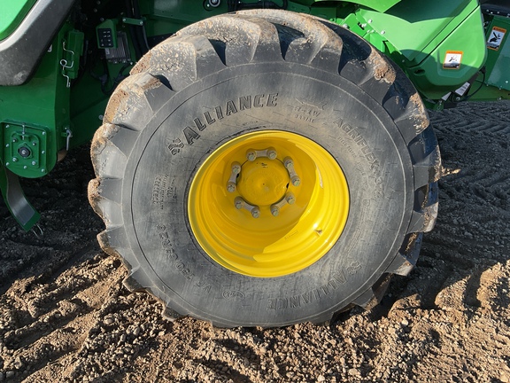 Used 2024 John Deere X9 1100 Combines at Horizon Ag & Turf in Westlock, AB - Photo13