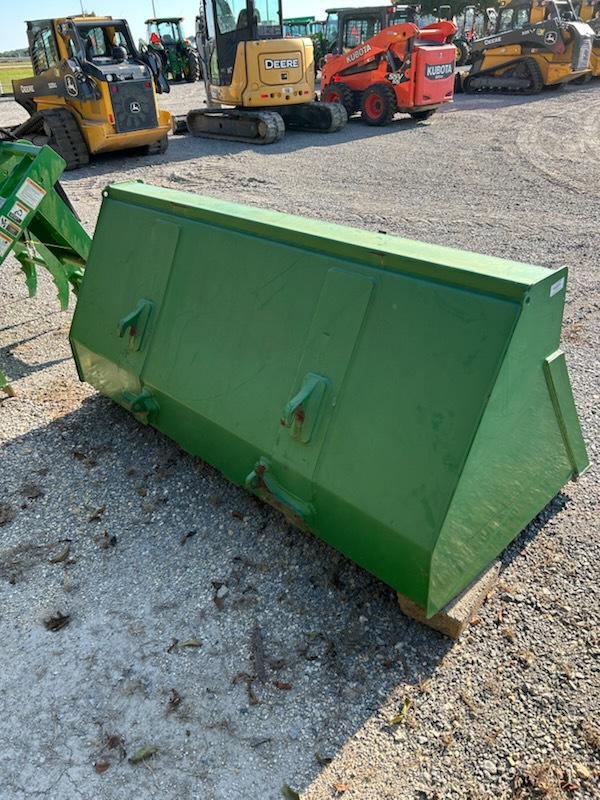 John Deere HIGH VOLUME BUCKET Image 2