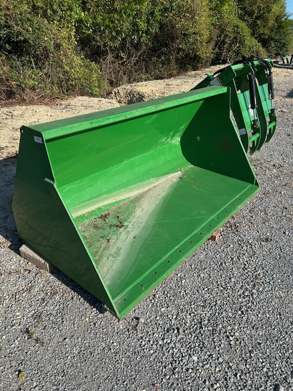 John Deere HIGH VOLUME BUCKET Image 1