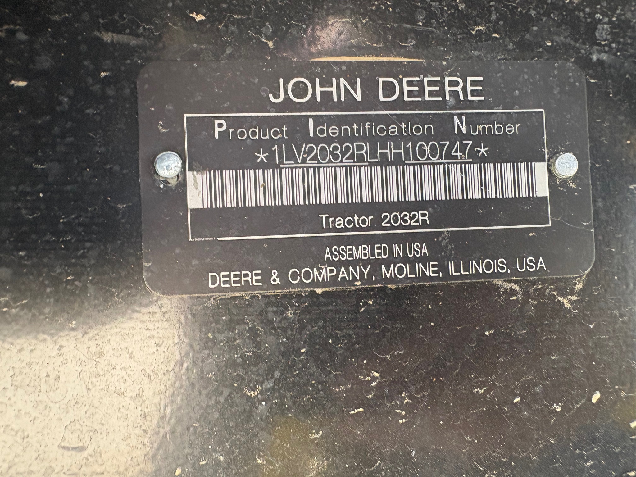 2017 John Deere 2032R Image 20