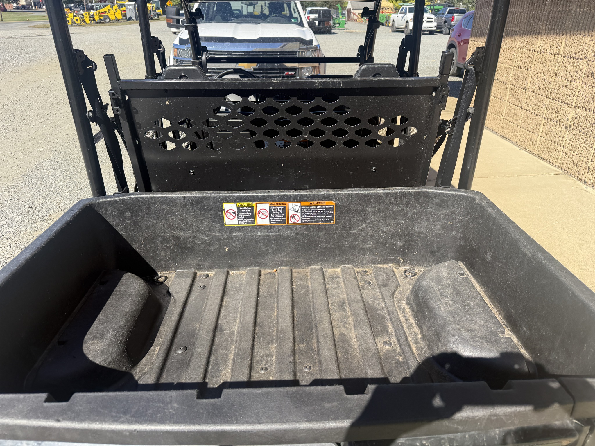 2024 John Deere 590M Image 5