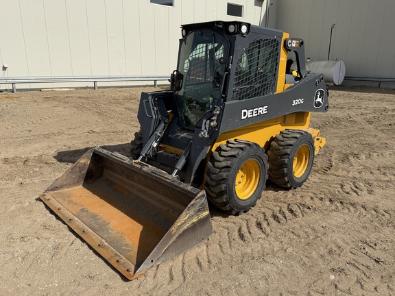 2024 John Deere 320G - Photo7