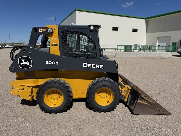 2024 John Deere 320G - Photo2