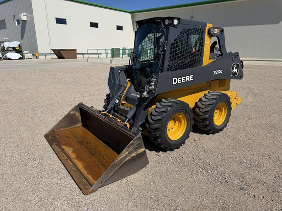 2024 John Deere 320G - Photo7