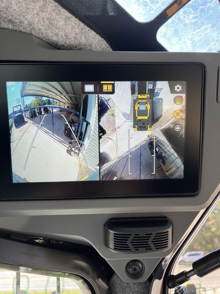 John Deere 335 P Image 7