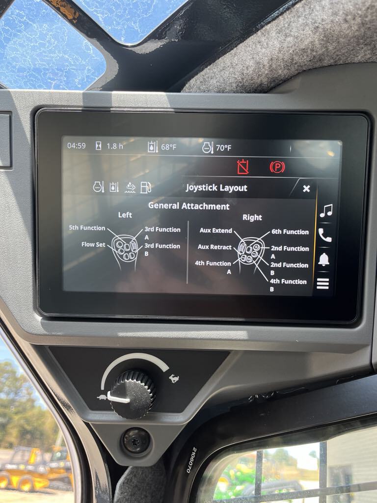 John Deere 335 P Image 8