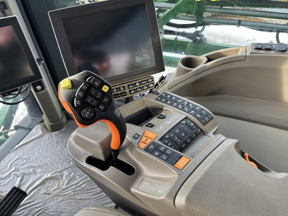 Used 2023 John Deere 412R Self Propelled Sprayers at Horizon Ag & Turf in Lloydminster, AB - Photo13