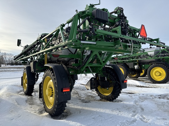 Used 2023 John Deere 412R Self Propelled Sprayers at Horizon Ag & Turf in Lloydminster, AB - Photo3