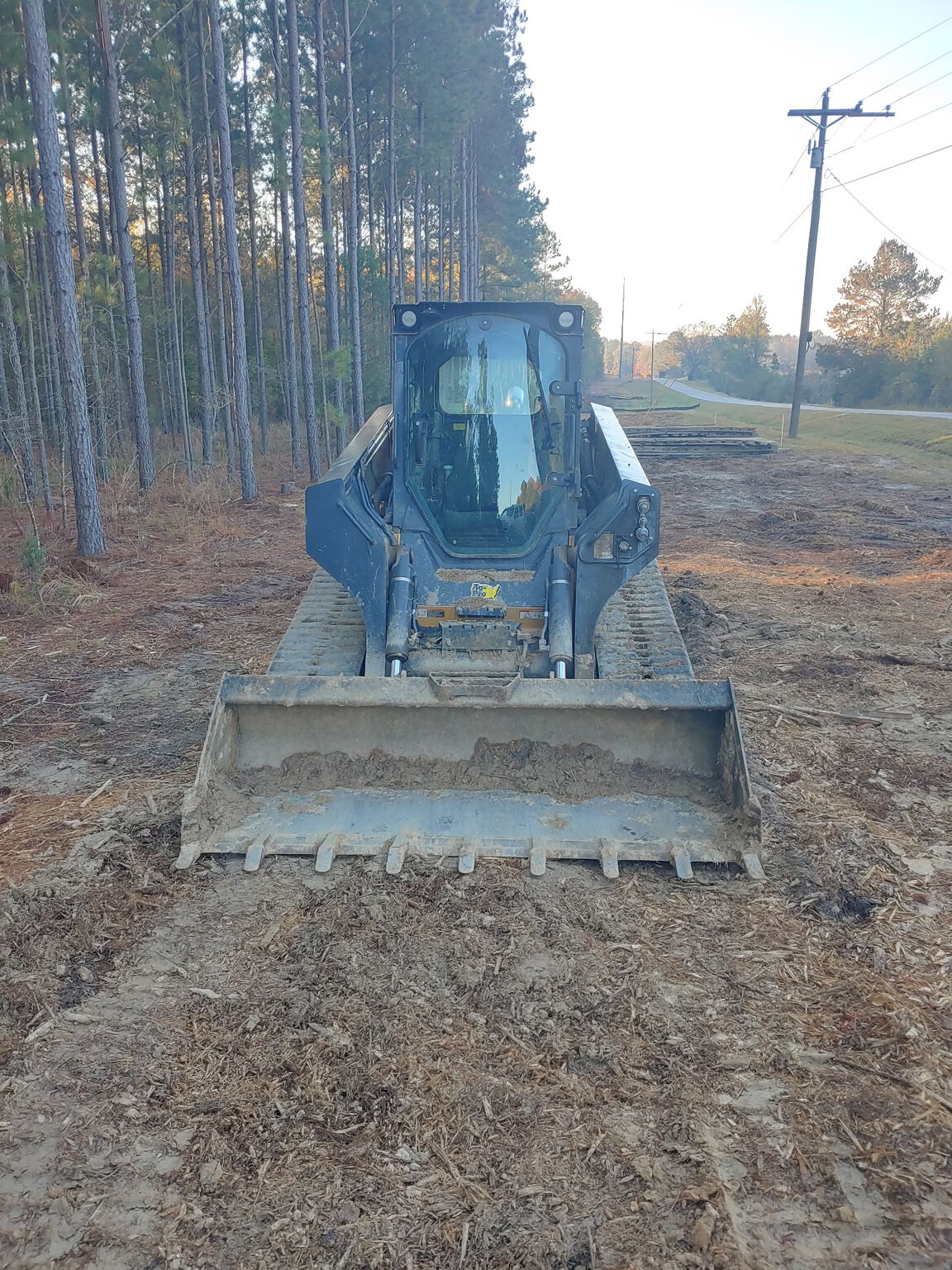 2024 John Deere 333G Image 4