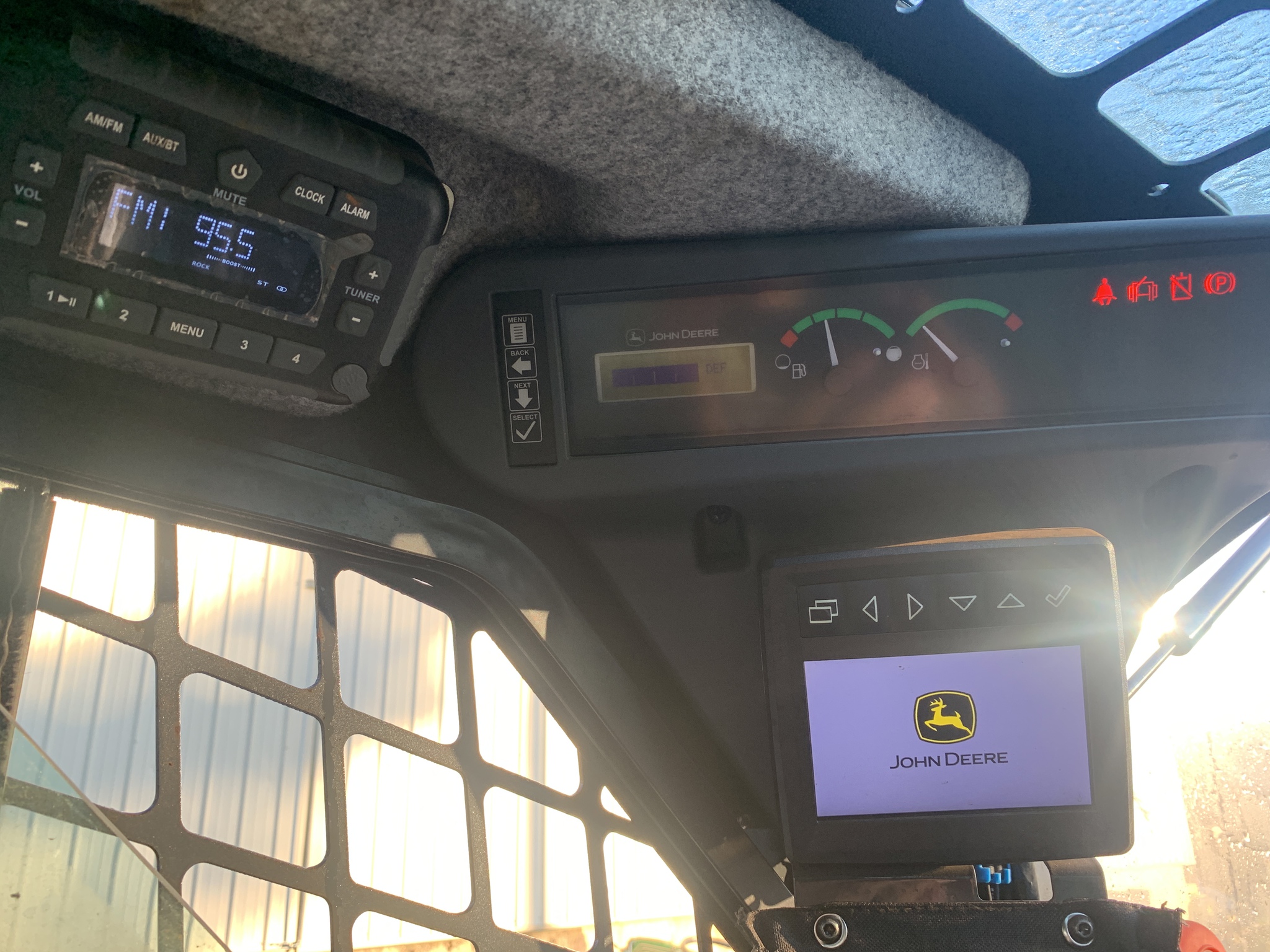 2023 John Deere 331G Image 2