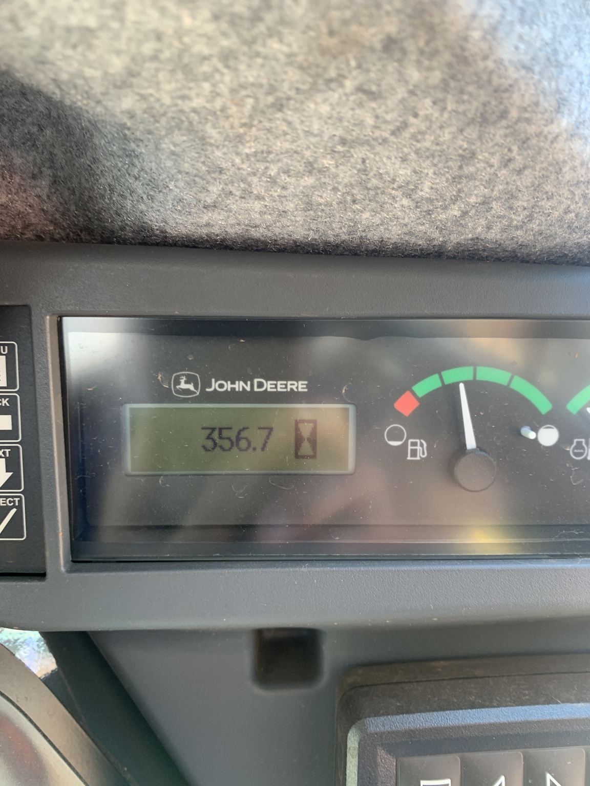 2023 John Deere 331G Image 8