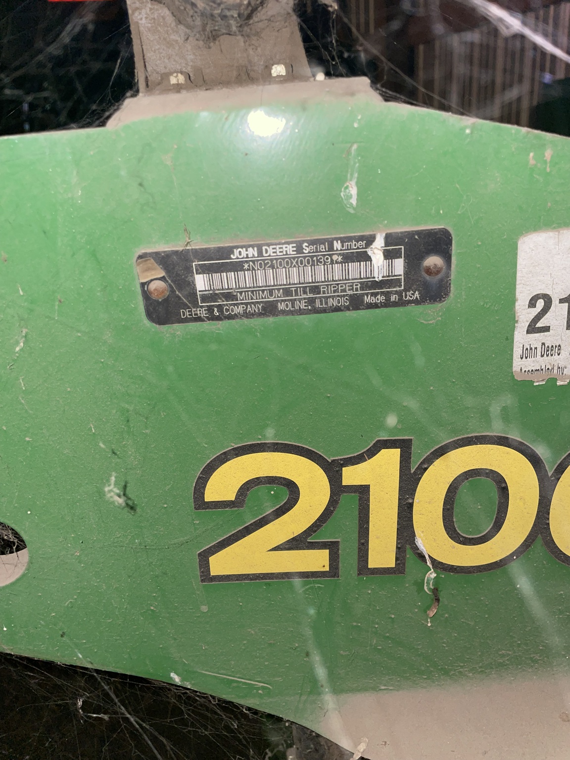 2004 John Deere 2100 Image 6