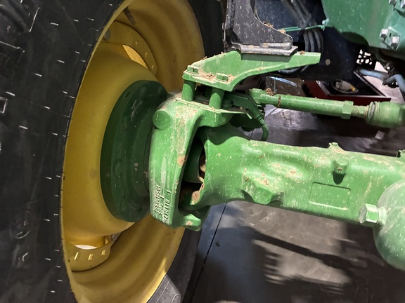 2018 John Deere 6215R (8th thumbnail)