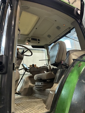 2018 John Deere 6215R (13th thumbnail)