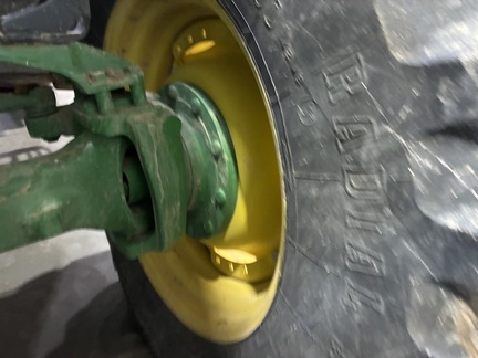 2018 John Deere 6215R (9th thumbnail)