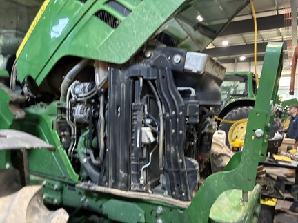2018 John Deere 6215R (7th thumbnail)