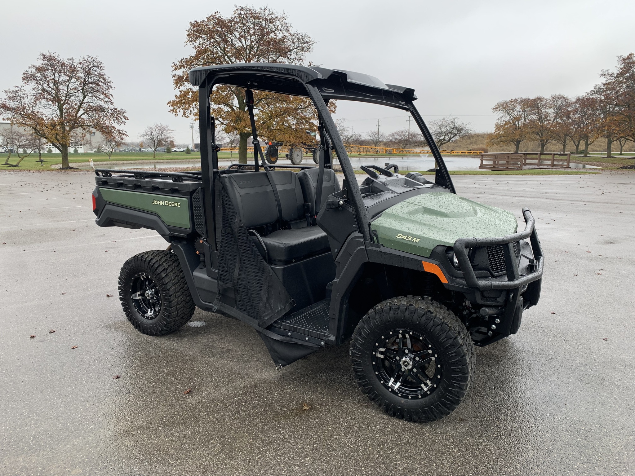 2025 John Deere XUV 845M Image 2