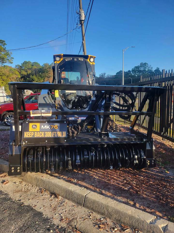 2025 John Deere 335 P Image 2