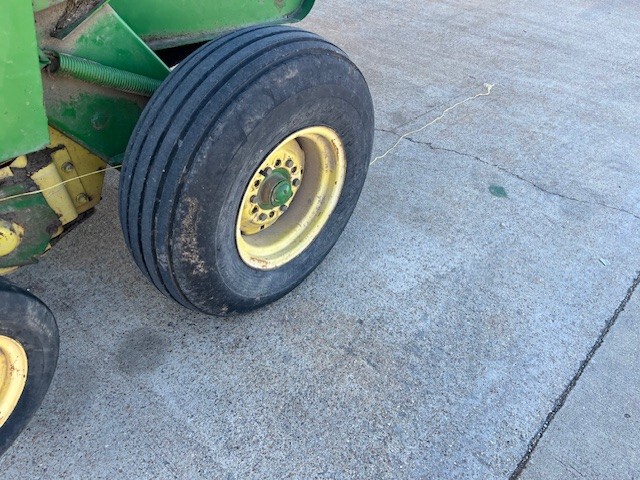  1992 John Deere 335 at Heritage Tractor in West Plains, MO