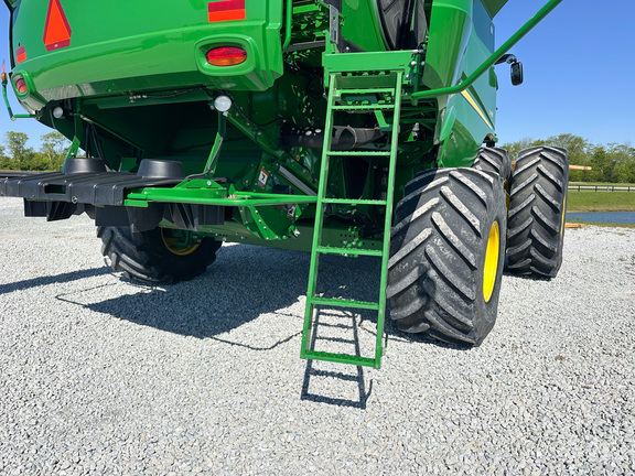 2021 John-Deere S780