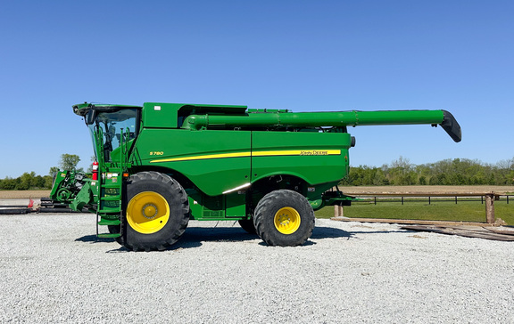 2021 John-Deere S780