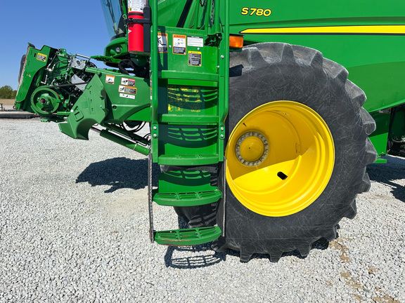 2021 John-Deere S780