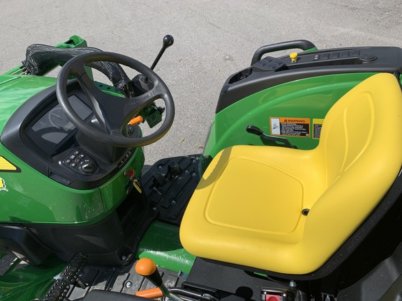 2025 John Deere 4044M-5