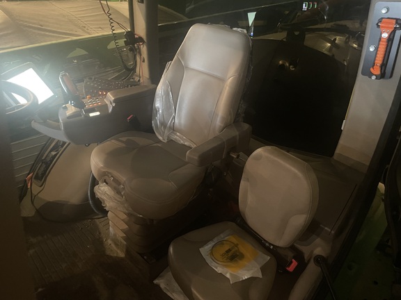 2016 John Deere R4030 - Photo23