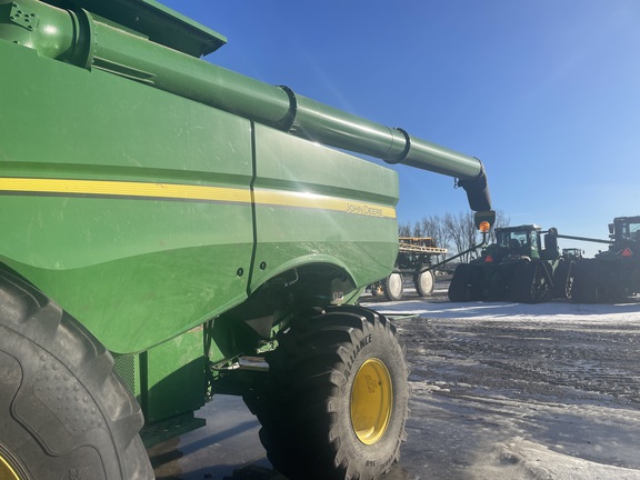 2022 John Deere S780 - Photo7