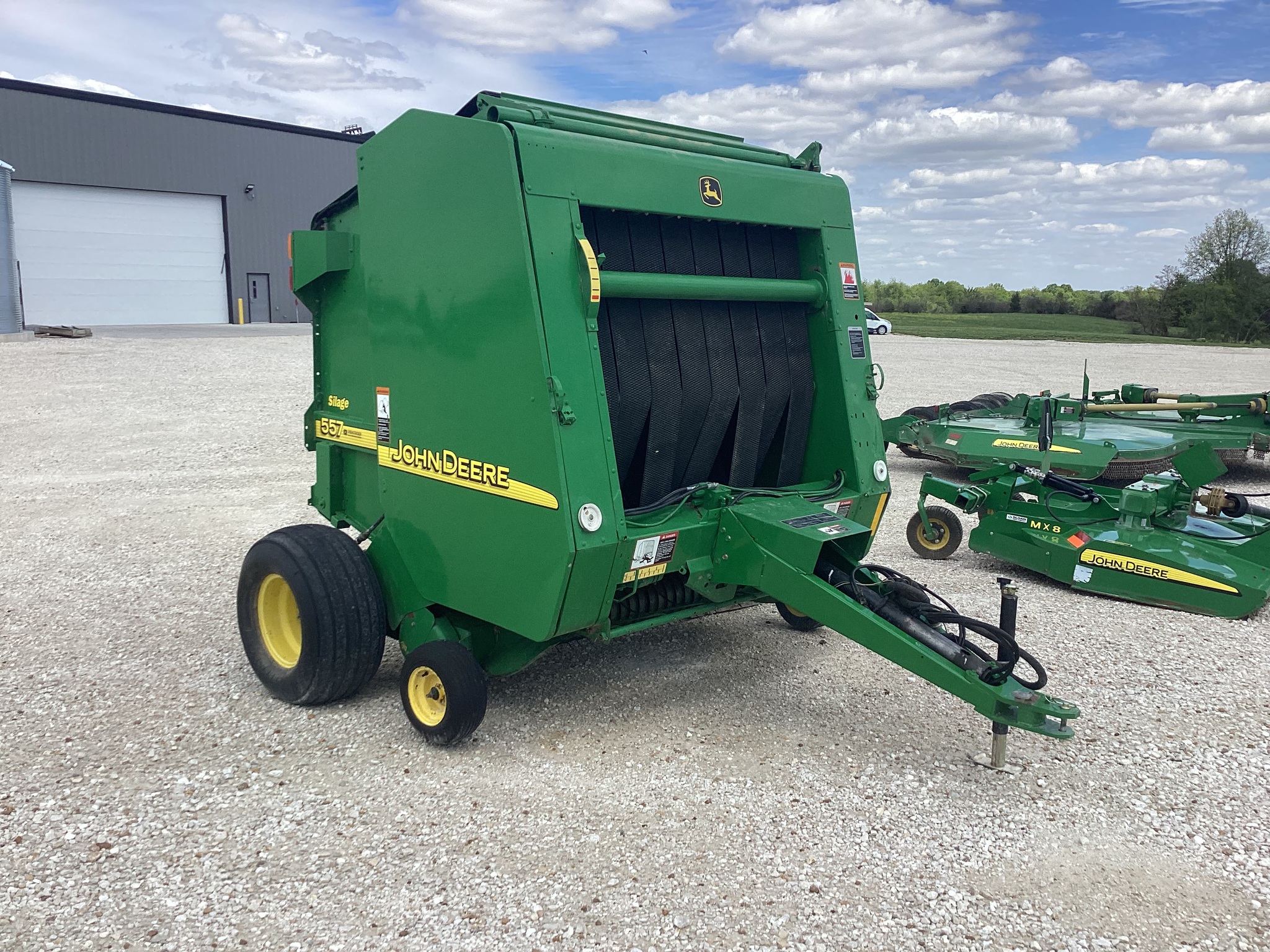  2002 John Deere 557 at Heritage Tractor in Rockport, IL