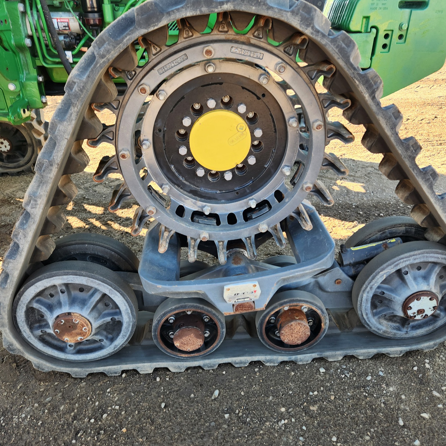 2021 John Deere 5115M Image 9