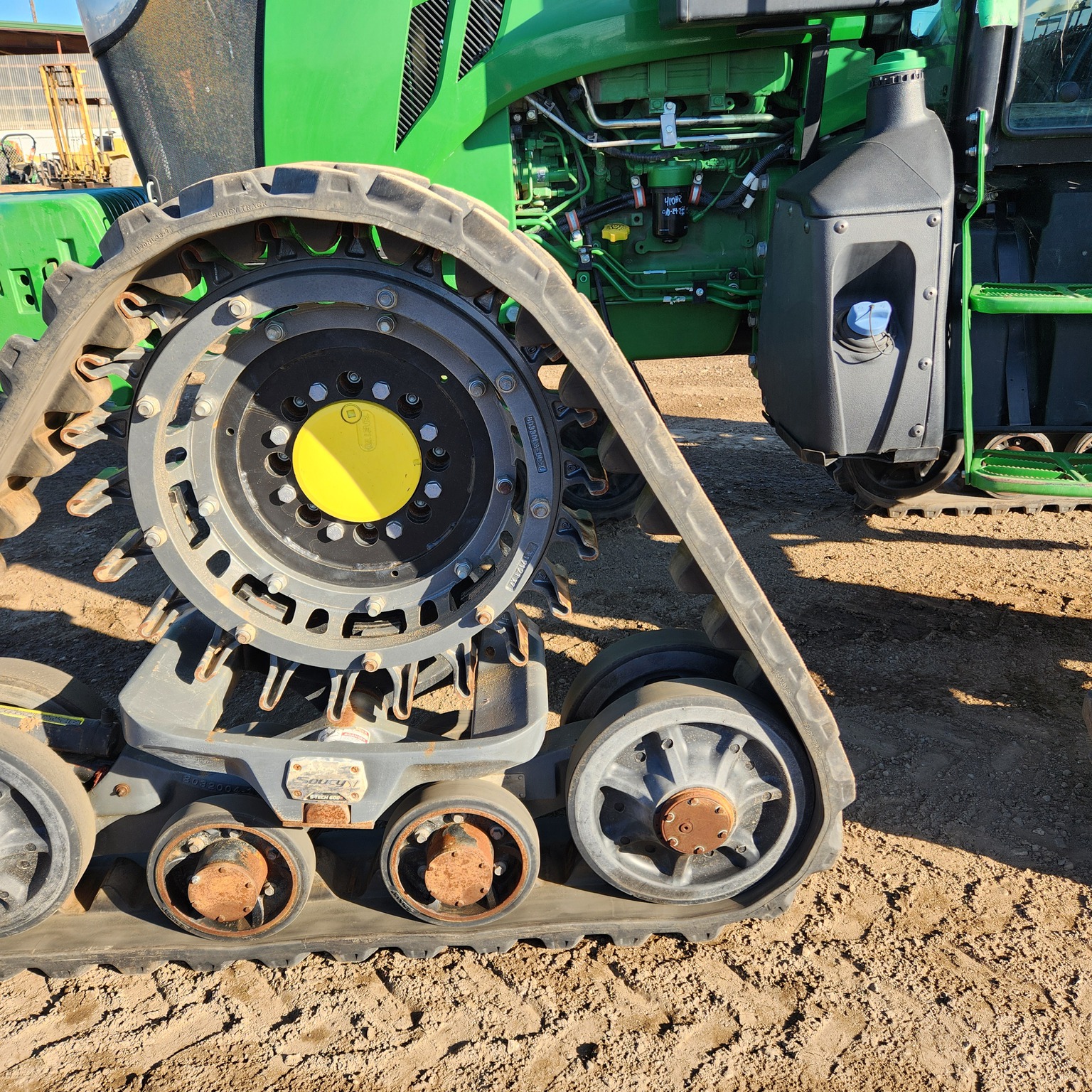 2021 John Deere 5115M Image 15