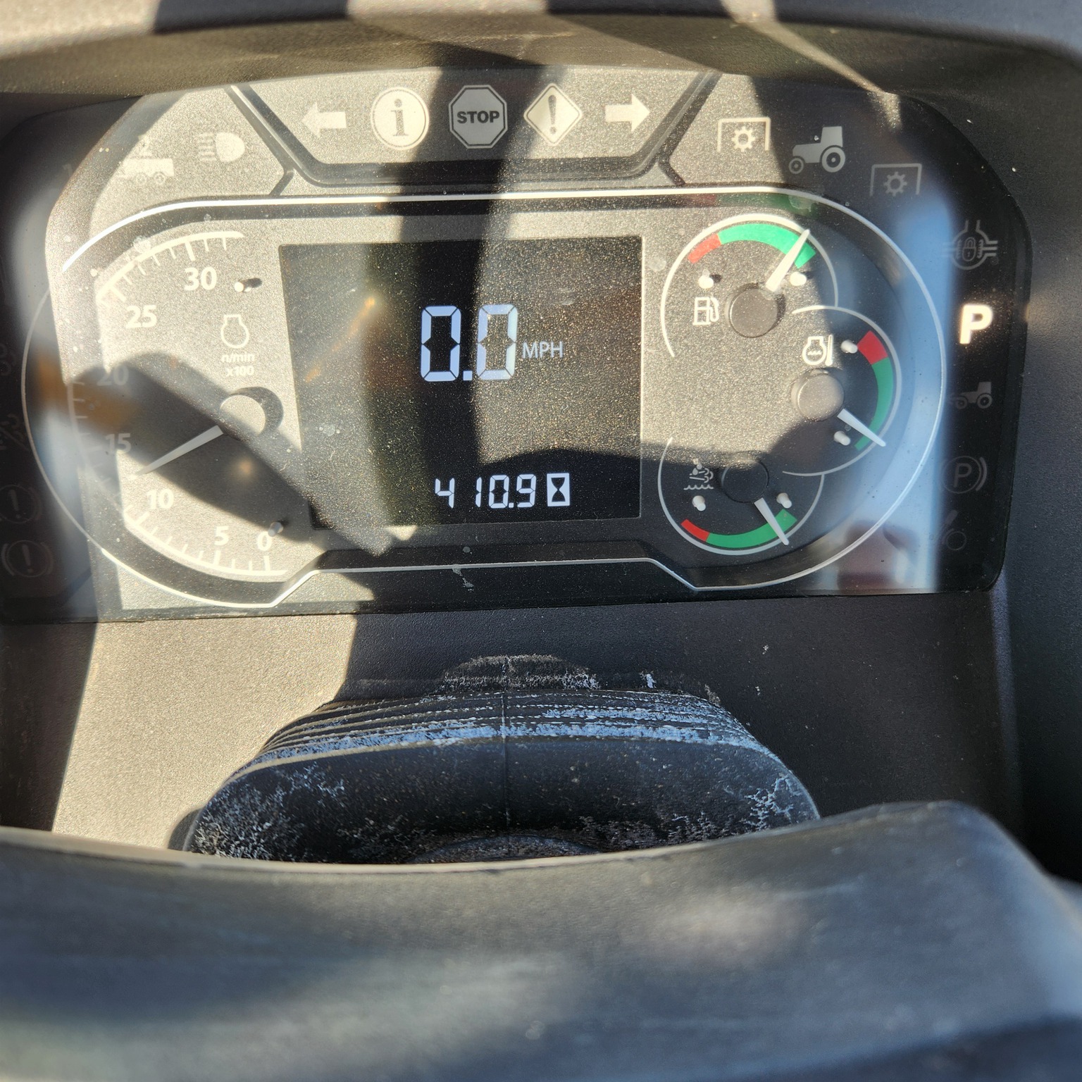 2021 John Deere 5115M Image 18