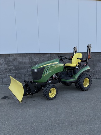 Used 2012 John Deere 1026R Compact Utility Tractors at Horizon Ag & Turf in Edmonton South, AB - Photo2
